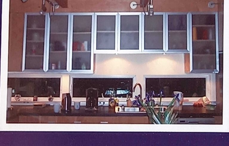 Aluminum Glass Cabinet Doors